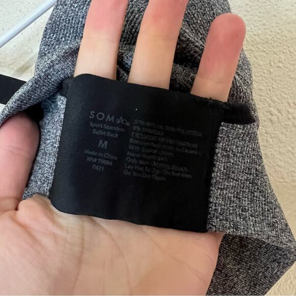 Soma 0421 Black Grey Sport Seamless Ballet Back Sportsbra Bra MEDIUM - Picture 4 of 5